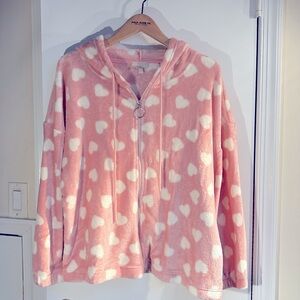 NWT L.A. Gold -Pink Heart Cozy Hoodie. Sz 2X
The softest, coziest hoodie ever.